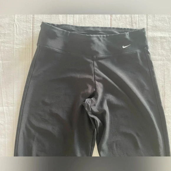 Nike Wide Leg Dri-Fit Leggings Women’s XS Black Athletic Yoga Straight Leg - Picture 4 of 6